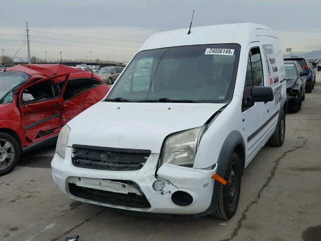 NM0KS9BN9AT027663 - 2010 FORD TRANSIT CO WHITE photo 2