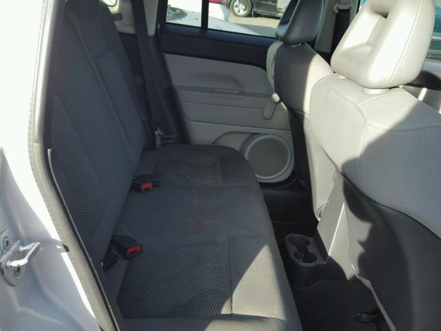 1J8FT47W77D378413 - 2007 JEEP COMPASS SILVER photo 6