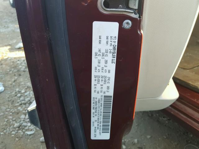 2A8HR54179R637648 - 2009 CHRYSLER TOWN & COU MAROON photo 10