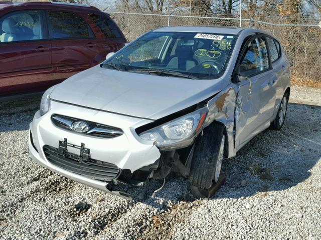 KMHCU5AE7DU078195 - 2013 HYUNDAI ACCENT GLS SILVER photo 2