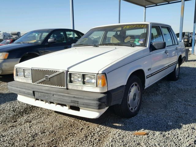 YV1FA894XK2356355 - 1989 VOLVO 740 GLE WHITE photo 2