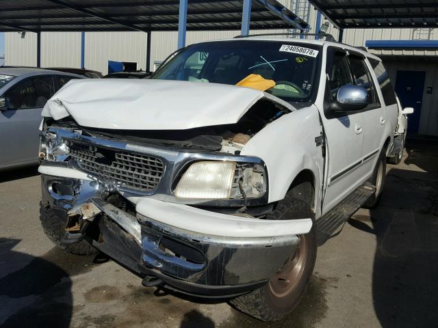 1FMPU18L1WLB60785 - 1998 FORD EXPEDITION WHITE photo 2