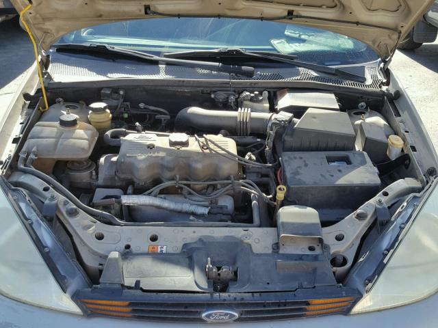 1FAFP34P22W209261 - 2002 FORD FOCUS SE GOLD photo 7