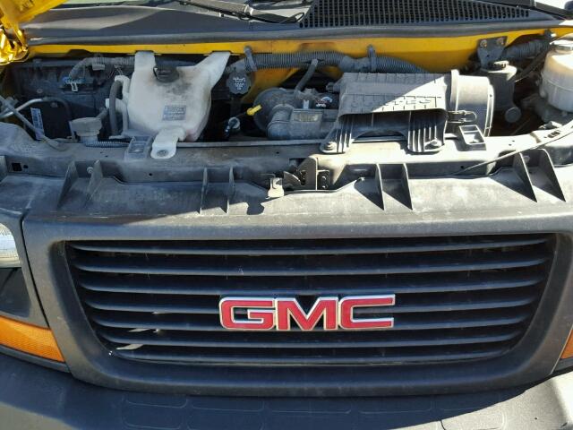 1GDY72CA1B1900638 - 2011 GMC SAVANA CUT YELLOW photo 7