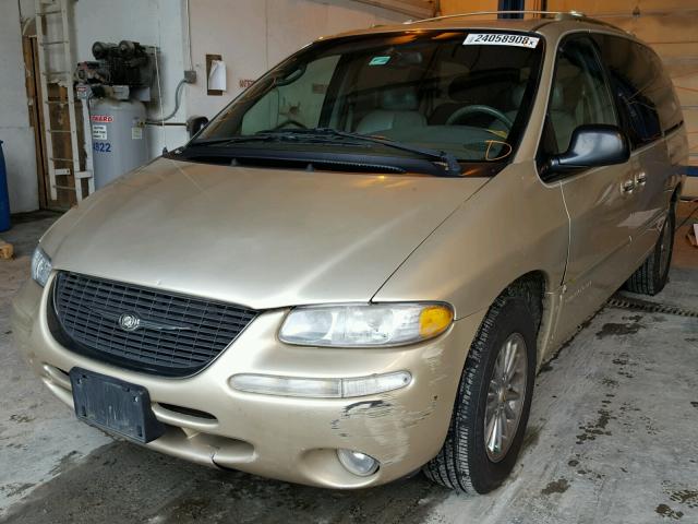 1C4GT64L8YB588386 - 2000 CHRYSLER TOWN & COU TAN photo 2