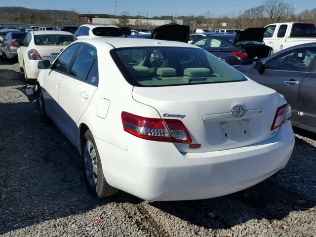 4T1BF3EK0AU512950 - 2010 TOYOTA CAMRY BASE WHITE photo 3