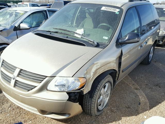 1D4GP45R05B338795 - 2005 DODGE CARAVAN SX TAN photo 9