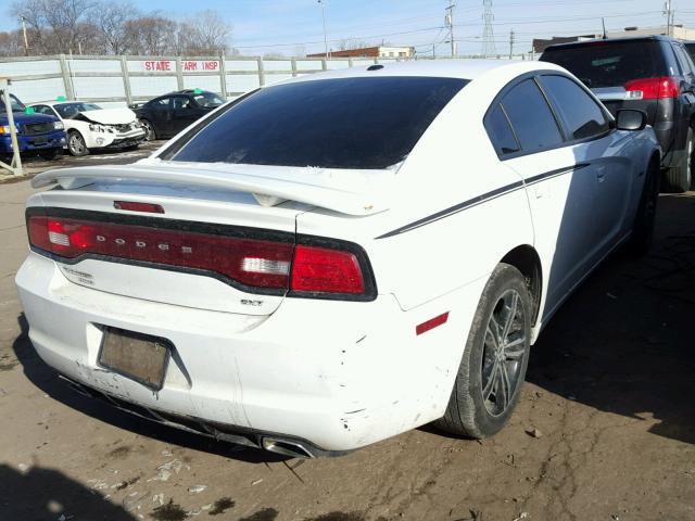 2C3CDXJG8DH656538 - 2013 DODGE CHARGER SX WHITE photo 4