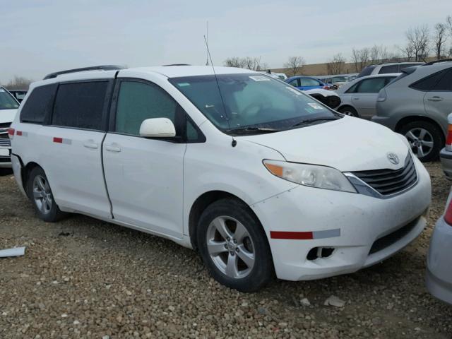 5TDKK3DC8ES515616 - 2014 TOYOTA SIENNA LE WHITE photo 1