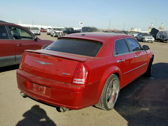 2C3CA7CW2AH121648 - 2010 CHRYSLER 300 SRT-8 RED photo 4