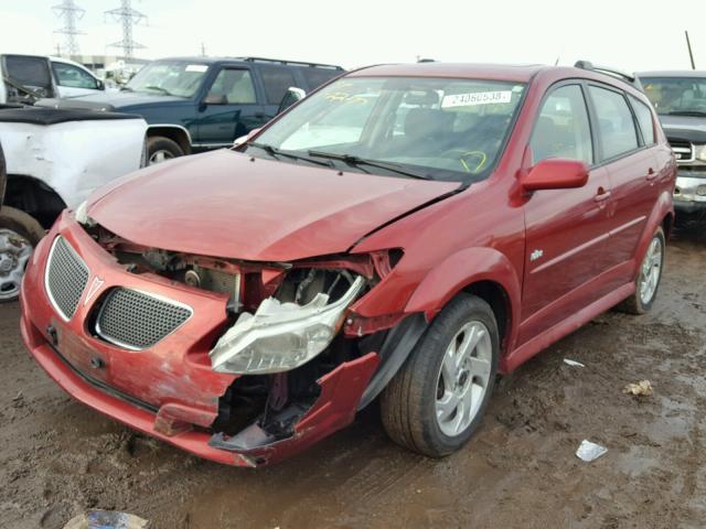 5Y2SL65807Z409736 - 2007 PONTIAC VIBE RED photo 2