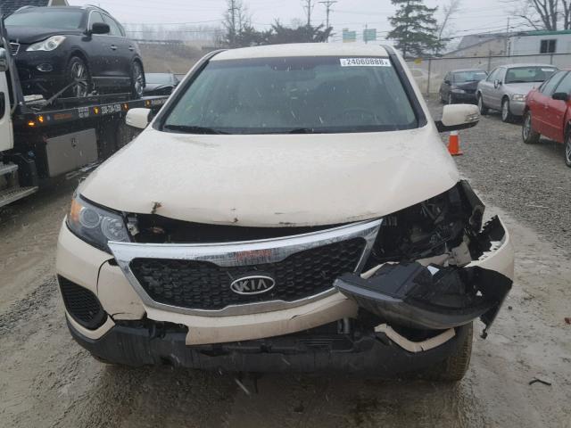 5XYKT3A11BG122551 - 2011 KIA SORENTO BA CREAM photo 9