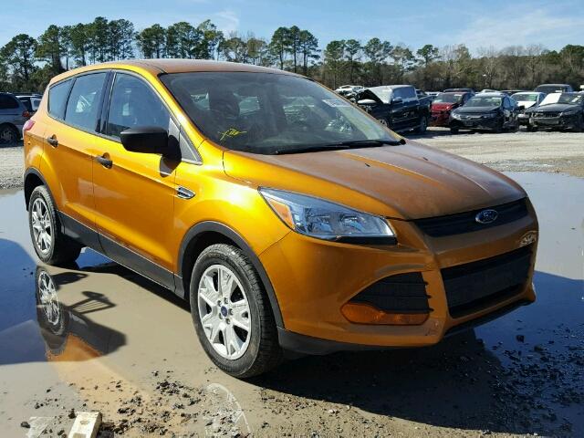 1FMCU0F76GUC26273 - 2016 FORD ESCAPE S ORANGE photo 1