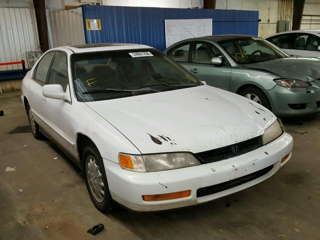 1HGCD5657TA028461 - 1996 HONDA ACCORD EX WHITE photo 1