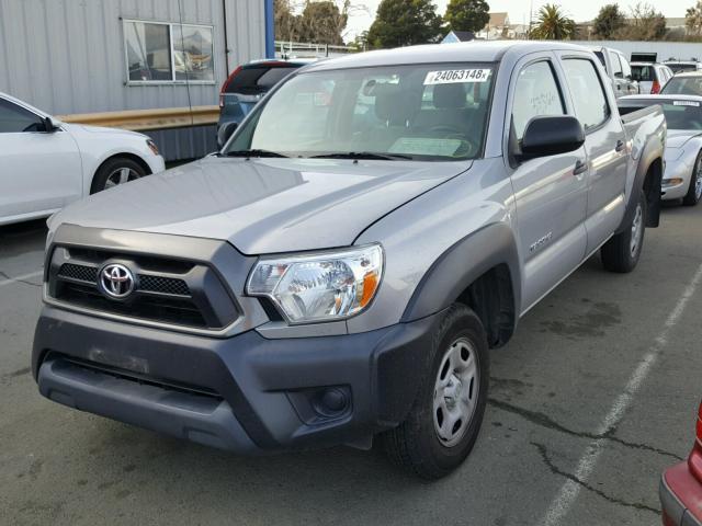 5TFJX4CN0FX065865 - 2015 TOYOTA TACOMA DOU SILVER photo 2