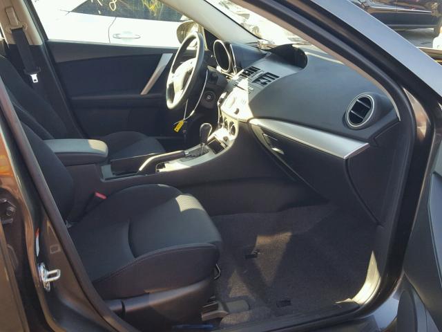 JM1BL1K68B1485217 - 2011 MAZDA 3 S GRAY photo 5