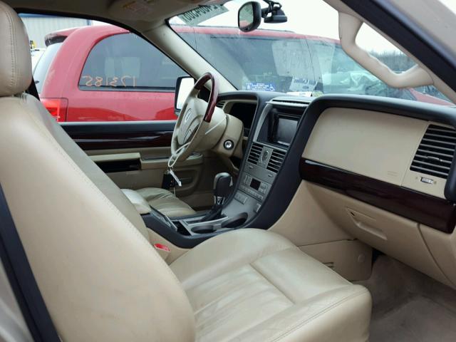 5LMEU68H95ZJ13433 - 2005 LINCOLN AVIATOR TAN photo 5