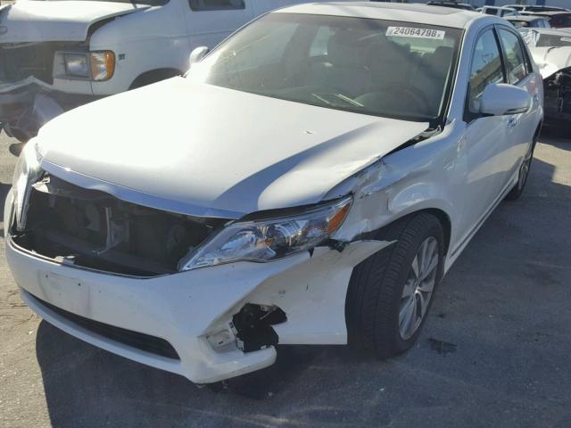 4T1BK3DB7BU400886 - 2011 TOYOTA AVALON BAS WHITE photo 2