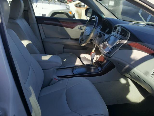 4T1BK3DB7BU400886 - 2011 TOYOTA AVALON BAS WHITE photo 5