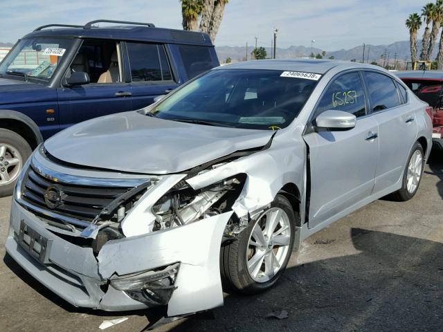 1N4AL3AP2DN582321 - 2013 NISSAN ALTIMA 2.5 SILVER photo 2