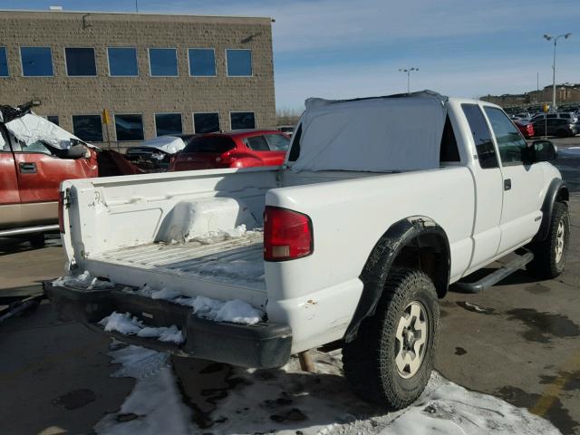 1GCCT19W4Y8221454 - 2000 CHEVROLET S TRUCK S1 WHITE photo 4