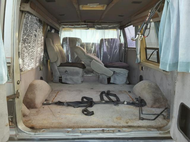 1FDEE14N2JHC24923 - 1988 FORD ECONOLINE GRAY photo 5