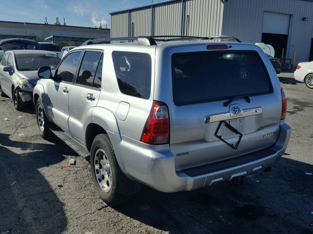 JTEBU14R760083233 - 2006 TOYOTA 4RUNNER SR SILVER photo 3