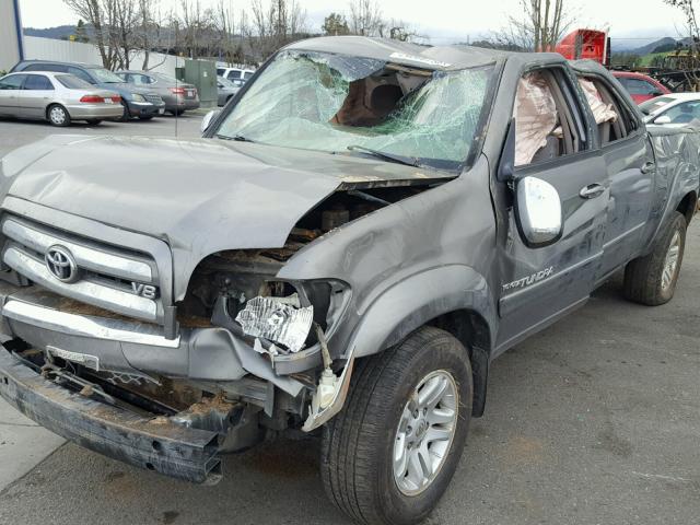 5TBET34136S499330 - 2006 TOYOTA TUNDRA DOU GRAY photo 2