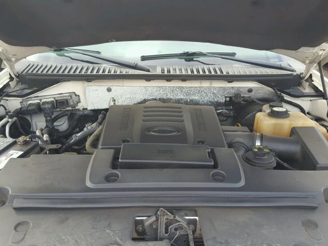 1FMFU19567LA59724 - 2007 FORD EXPEDITION CREAM photo 7