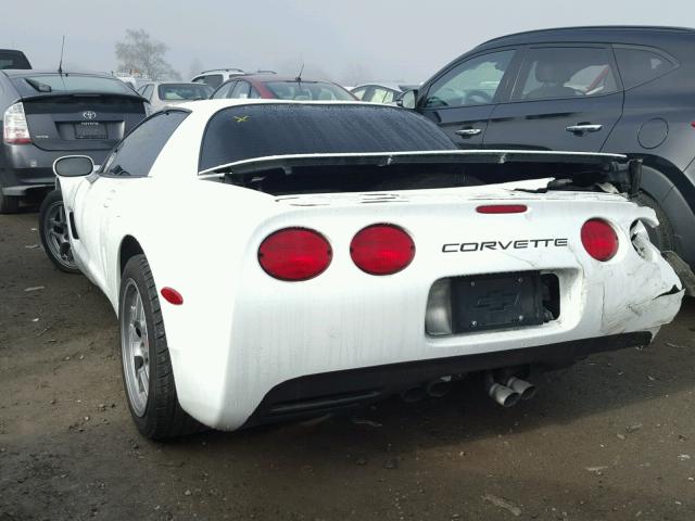 1G1YY12G0X5120320 - 1999 CHEVROLET CORVETTE WHITE photo 3