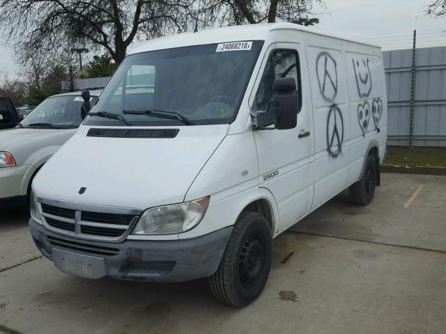 WD0PD644465954126 - 2006 DODGE SPRINTER 2 WHITE photo 2