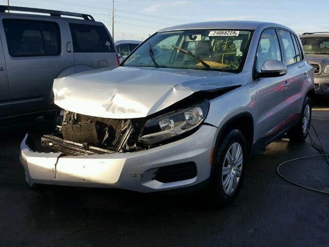 WVGCV7AX1CW519963 - 2012 VOLKSWAGEN TIGUAN S SILVER photo 2