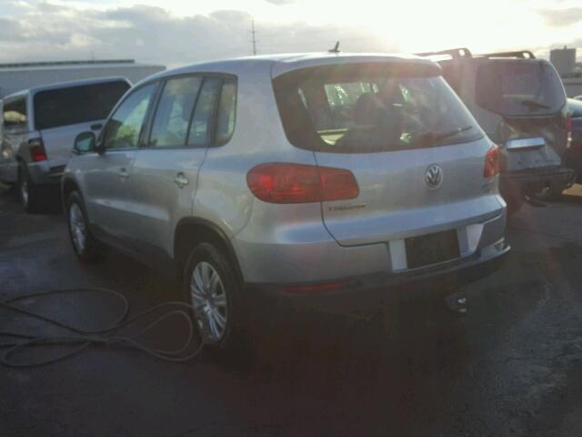 WVGCV7AX1CW519963 - 2012 VOLKSWAGEN TIGUAN S SILVER photo 3