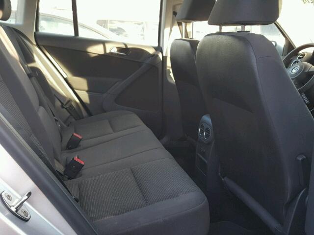 WVGCV7AX1CW519963 - 2012 VOLKSWAGEN TIGUAN S SILVER photo 6