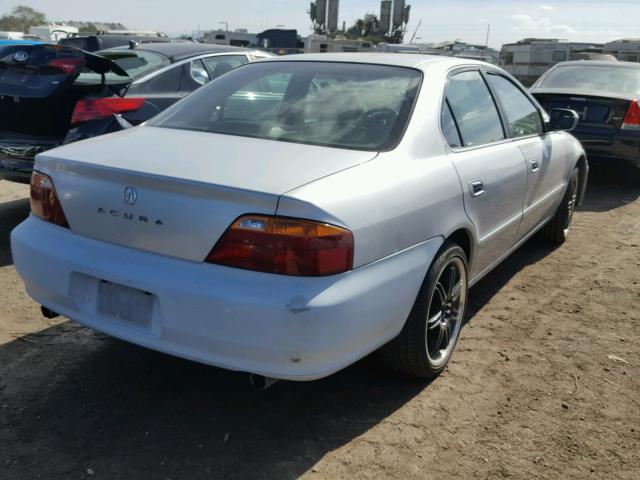 19UUA5646XA036836 - 1999 ACURA 3.2TL SILVER photo 4