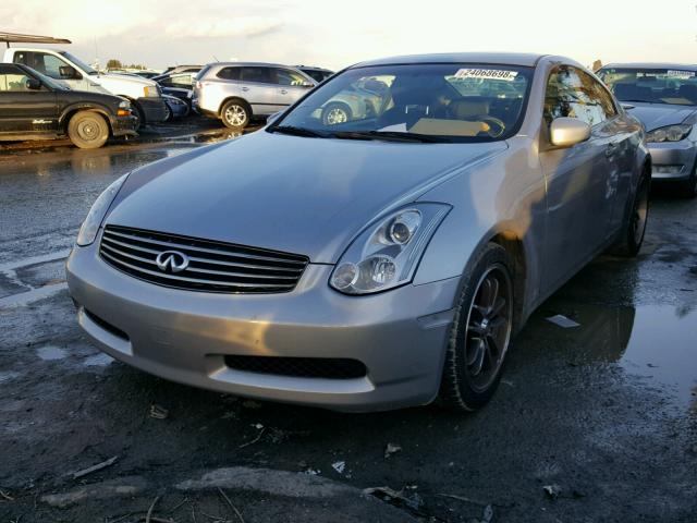 JNKCV54E93M208679 - 2003 INFINITI G35 SILVER photo 2