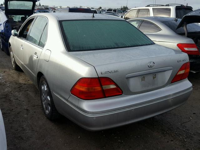 JTHBN30F820069892 - 2002 LEXUS LS 430 SILVER photo 3