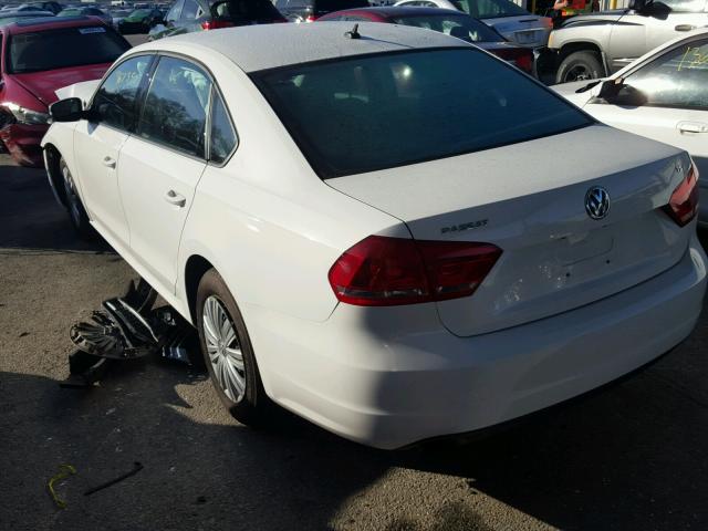 1VWAT7A33FC076863 - 2015 VOLKSWAGEN PASSAT S Weiß Foto 3