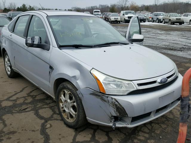 1FAHP35N78W118775 - 2008 FORD FOCUS SE SILVER photo 1