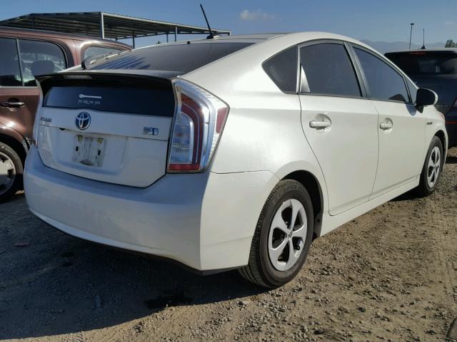 JTDKN3DUXF1899297 - 2015 TOYOTA PRIUS WHITE photo 4