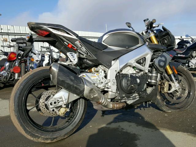 ZD4TYU001GS000105 - 2016 APRILIA TUONO V4 1 GRAY photo 4