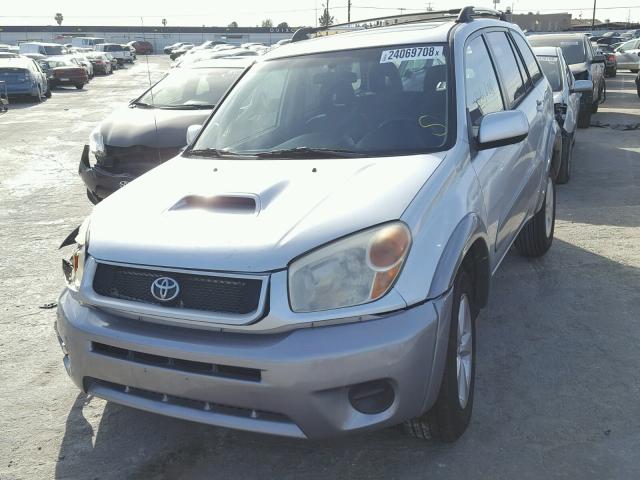 JTEGD20V950084008 - 2005 TOYOTA RAV4 SILVER photo 2