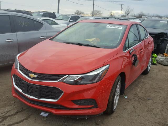 1G1BE5SM9H7172157 - 2017 CHEVROLET CRUZE LT RED photo 2