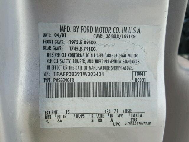 1FAFP38391W303434 - 2001 FORD FOCUS ZTS SILVER photo 10