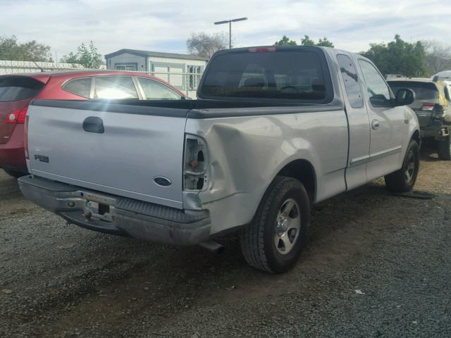 2FTRX17252CA50355 - 2002 FORD F150 SILVER photo 4