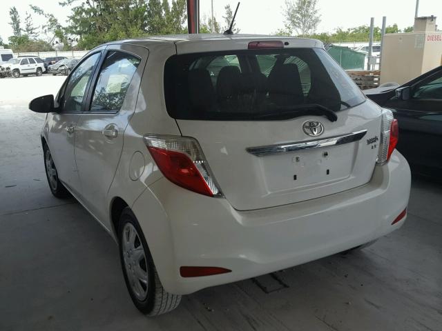 JTDKTUD35DD561563 - 2013 TOYOTA YARIS WHITE photo 3