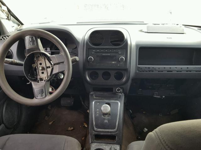 1C4NJCBA5ED573342 - 2014 JEEP COMPASS SP WHITE photo 9