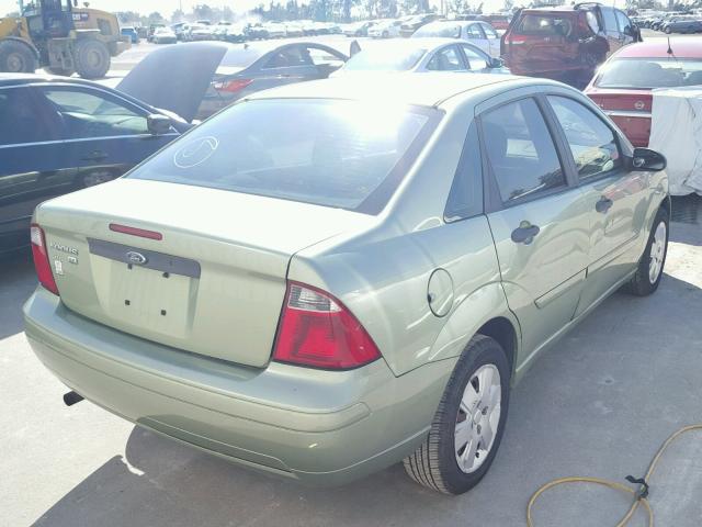 1FAFP34N17W118231 - 2007 FORD FOCUS ZX4 GREEN photo 4