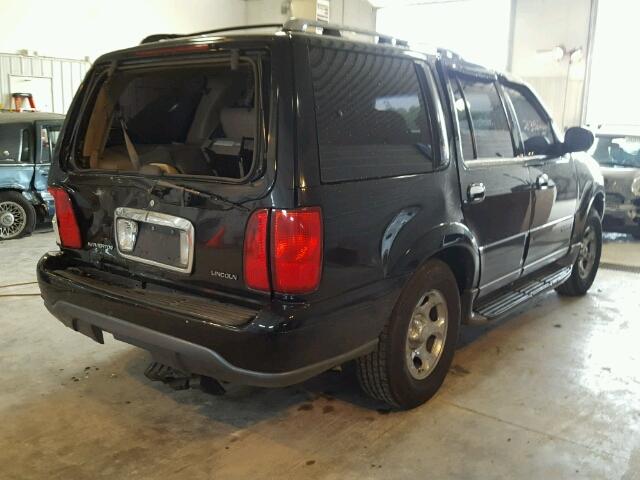 5LMPU28A3YLJ16257 - 2000 LINCOLN NAVIGATOR BLACK photo 4