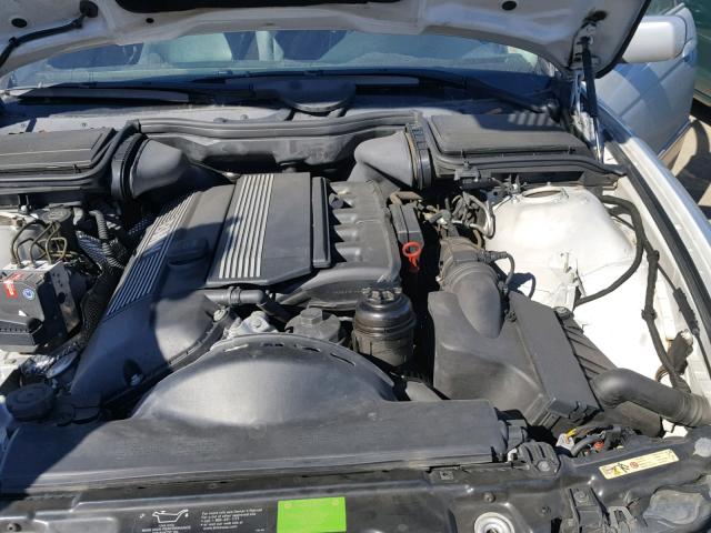 WBADS43452GD86961 - 2002 BMW 525 IT AUT SILVER photo 7